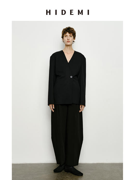 HIDEMI 极简无领设计感收腰立体剪裁一粒扣西装 黑色/深棕色 商品图1
