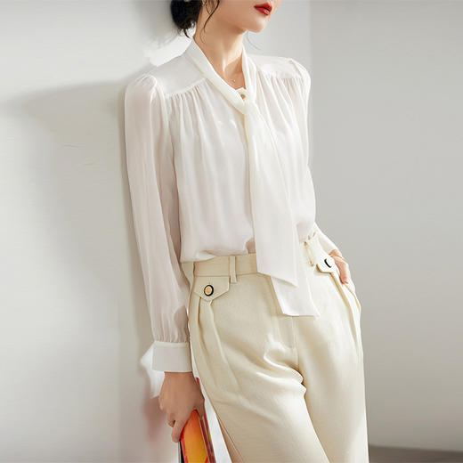 【铂金会员165/天猫229/差价64】(02439)2023新款春秋季白色飘带职业通勤气质高端长袖雪纺衫上衣女士衬衫 商品图1