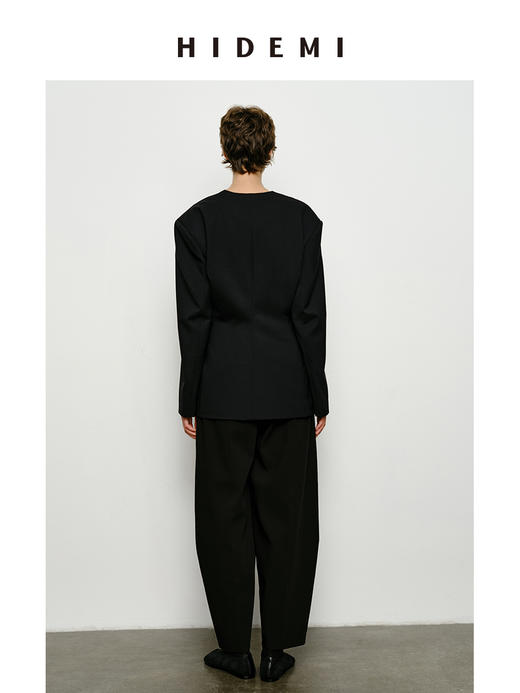HIDEMI 极简无领设计感收腰立体剪裁一粒扣西装 黑色/深棕色 商品图3