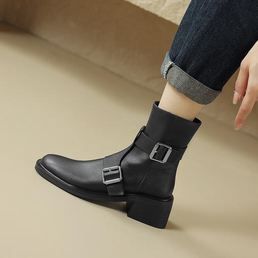 时尚潮流，粗跟低跟短靴HL-377 商品图0