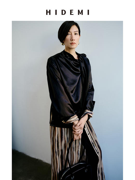 HIDEMI 艺术缎面光泽感褶皱荡漾领丝巾绑带套装 衬衫/半身裙 商品图5