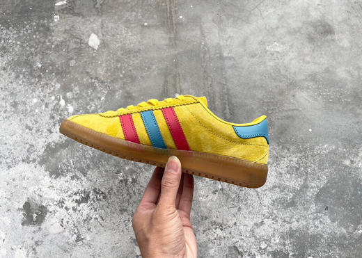 夏季特惠💰300 Adidas Originals Bermuda 绒面麂皮防滑耐磨轻便低帮板鞋 商品图4