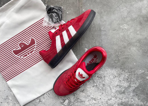 夏季特惠💰350 adidas originals Aloha Super "One Black Eye" 防滑减震耐磨 低帮 板鞋 商品图0