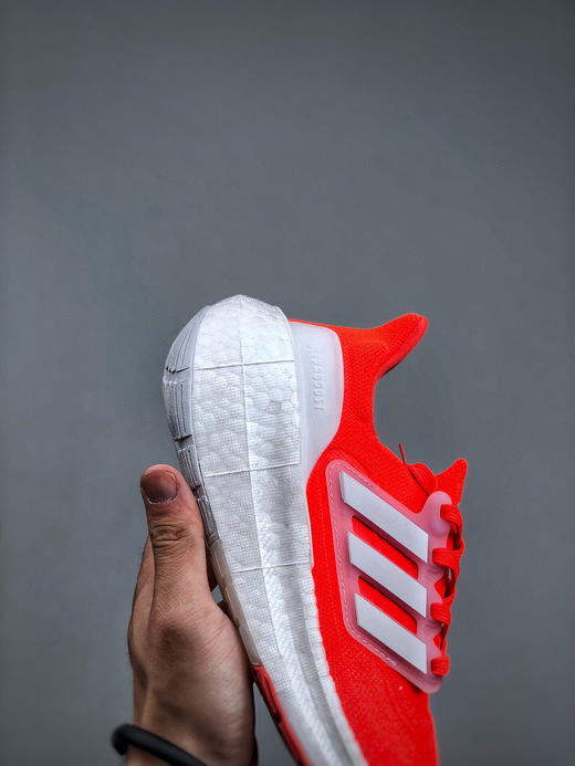 夏季特惠💰390 真标真爆 # Adidas ultra Boost 2023 Light"Black/White"23版轻弹系列低帮袜套式针织透气缓震休闲运动慢跑鞋 商品图5