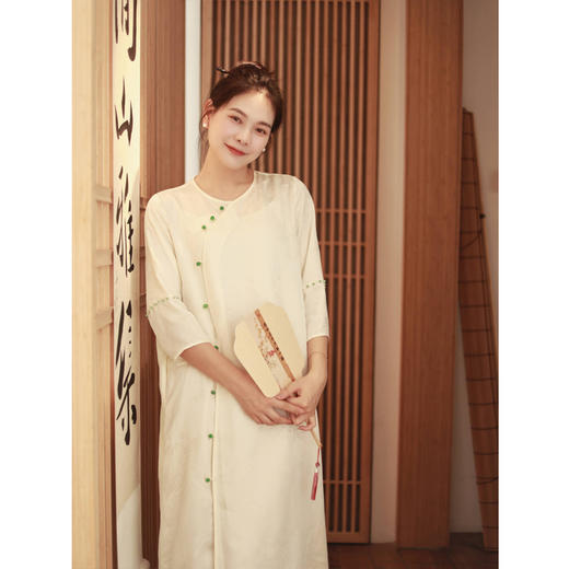 【抖音专属】中式连衣裙（23707218凝脂） 商品图1