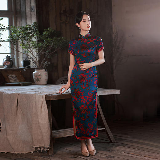 JD 22336 真丝高端桑蚕丝旗袍妈妈裙2023礼服订婚宴喜婆婆礼服装批发 商品图0