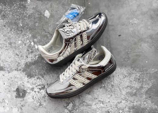 夏季特惠💰300 Wales Bonner x AD Originals Samba Classic"Silver Metallic"桑巴舞系列绅士德训足球风百搭低帮休闲运动板鞋 商品图0