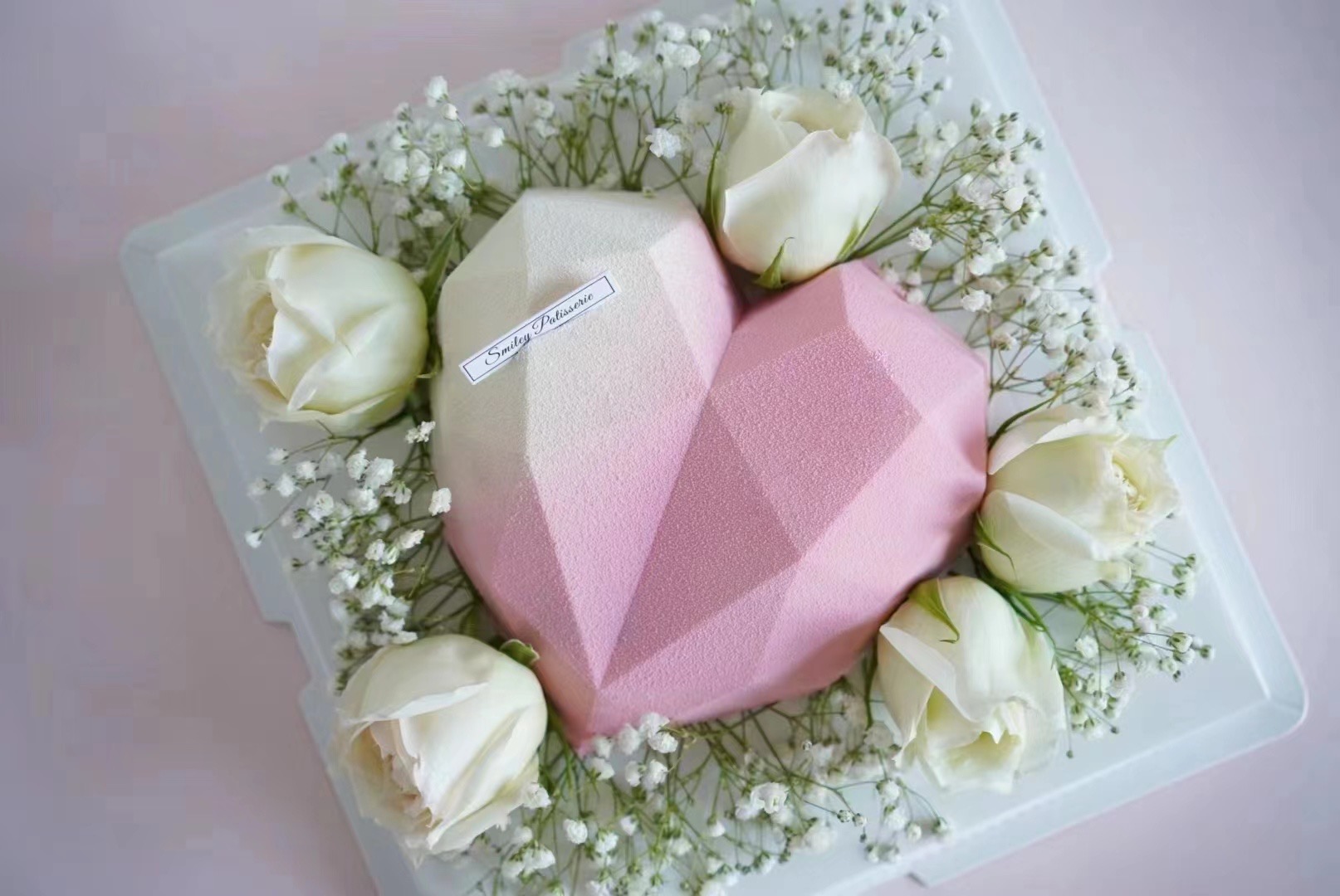 法式慕斯蛋糕 | 香草覆盆子 - 白粉玫瑰钻石心