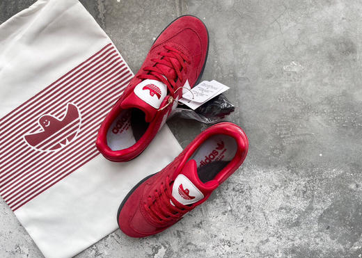 夏季特惠💰350 adidas originals Aloha Super "One Black Eye" 防滑减震耐磨 低帮 板鞋 商品图2