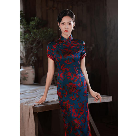 JD 22336 真丝高端桑蚕丝旗袍妈妈裙2023礼服订婚宴喜婆婆礼服装批发 商品图3