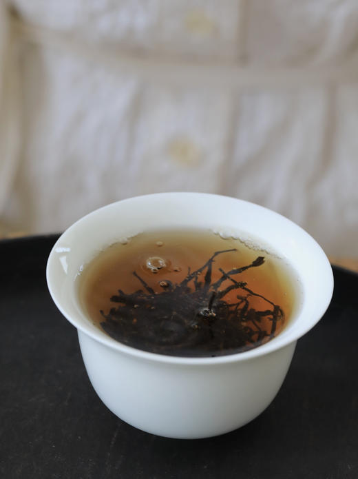 清如许茶山定制 | 小赤甘 桐木关正山小种 （无松烟版）花香蜜韵 罐装50克 商品图4