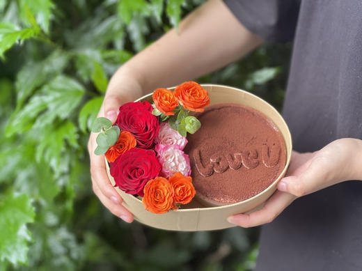 七夕Love u 提拉米苏鲜花盒  商品图2