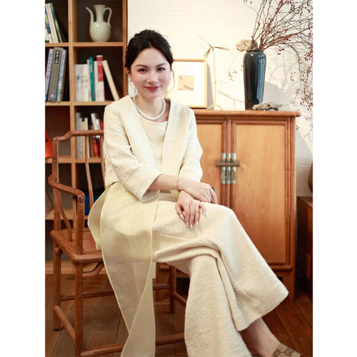 【2026东衣作】【春满人间系列】外衫（20705061玉色） 商品图1