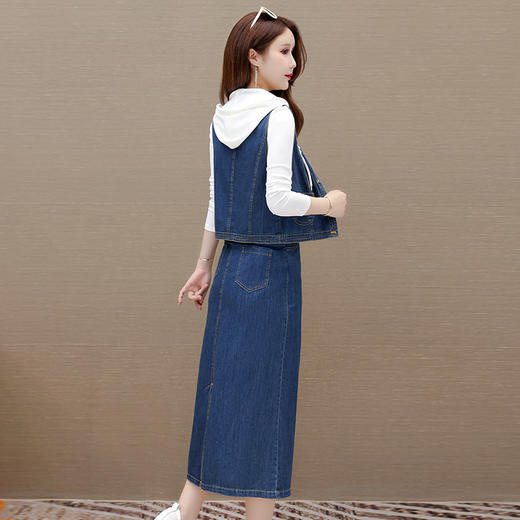 秋款休闲，长袖连帽时尚小衫短款时髦马甲中长款半身裙牛仔三件套QYM-XYKL-3911-L 商品图2
