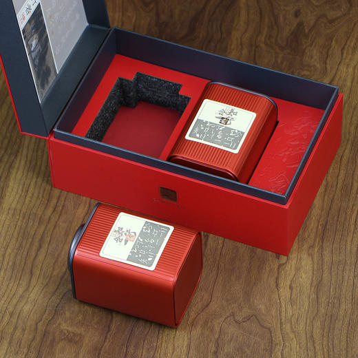 特价清仓行者【通版•2小方罐•红】小半斤/25元一套 /共8套 商品图6