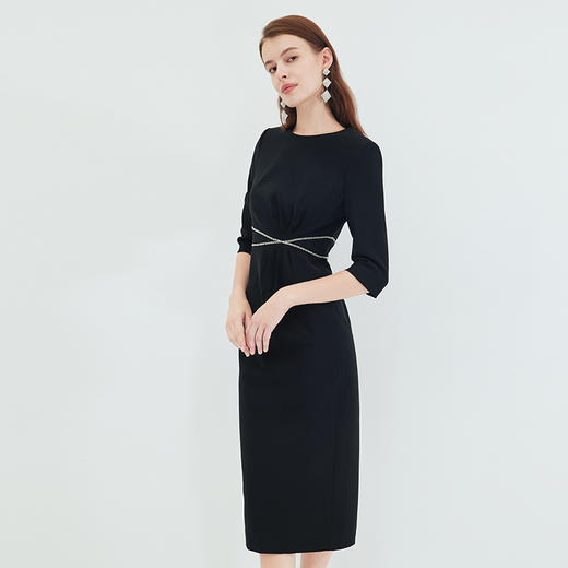 EITIE连衣裙气质优雅钉珠收腰显瘦简约通勤黑色连衣裙秋季新款（建议手洗或装洗衣袋机洗，不可直接机洗 ）C2307252 商品图2