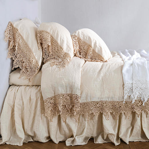 伽罗 JALO 花边亚麻床品(白色/羊皮纸色/云蓝色) 商品图1