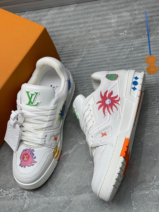 夏季特惠💰600 LV 公司级 # 驴牌 Trainer 打印走秀新款！空胶工艺；原版开发 上脚非常舒适 商品图7