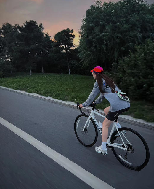 巴塔g尼亚t恤打底衫 商品图1