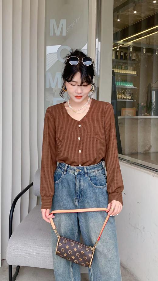 C6173      洋气高级设计感小众V领百搭长袖小衫（特价不退换） 商品图3