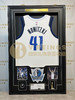 收藏系列 诺维斯基 小牛队41号白色 亲笔签名球衣 商品缩略图1