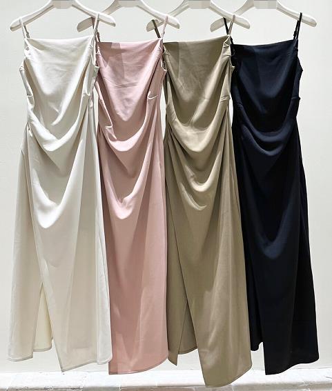 【门店同款】秋季浪漫主义-收腰开衩吊带裙 154301623 商品图0