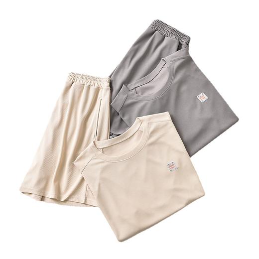 【时尚轻熟，个性彰显】夏日炎炎，轻盈舒适的男式短裤套装，潮流运动风，时尚洋溢都市风。任何场合都不会让你失望，快来选购吧！ 商品图4