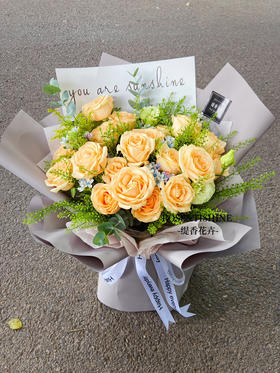 【浪漫之约】19朵蜜桃雪山混搭时尚大花束