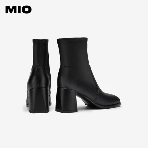 MIO米奥冬季新款时尚靴子方高跟简约大方酷飒中筒时装靴女M235601931 商品图4