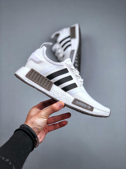 夏季特惠💰360 真标真爆 # Adidas Originals NMD_R1"Black/White/Blue/Yellow"R1系列低帮百搭休闲运动跑步鞋 商品图3