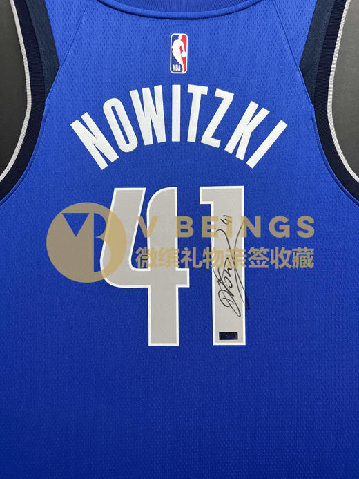 收藏系列 诺维斯基 小牛队41号蓝色 亲笔签名球衣 商品图2
