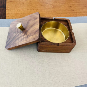 烟灰缸°胡桃木