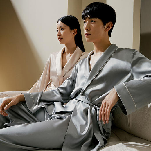 金三塔 至臻系列-女重磅真丝衣裤套(标配腰带和钻扣)YSFDC208 商品图1