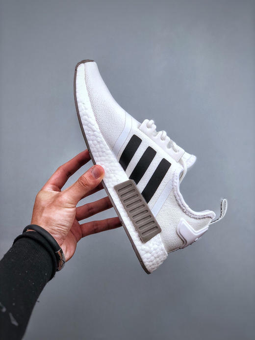 夏季特惠💰360 真标真爆 # Adidas Originals NMD_R1"Black/White/Blue/Yellow"R1系列低帮百搭休闲运动跑步鞋 商品图1