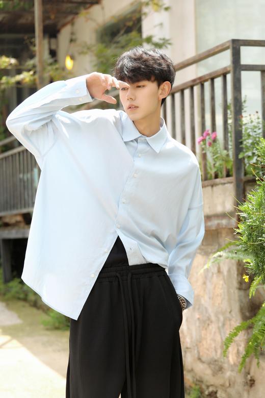 S335821123简单休闲长袖衬衫 商品图3
