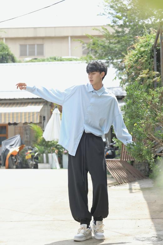 S335821123简单休闲长袖衬衫 商品图4