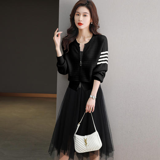 新款时尚气质中长款真两件打底毛衣裙CC-w8302 商品图3