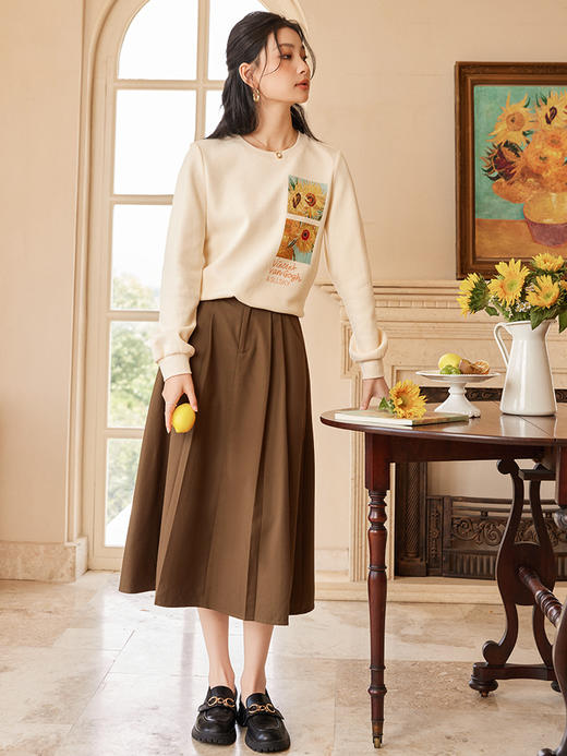 【59元福袋不支持退换】梵高联名熙世界向日葵印花圆领卫衣女2024秋秋宽松慵懒无帽套头上衣 商品图4