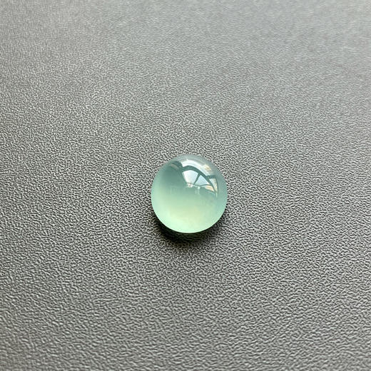 高冰种蓝水翡翠大蛋面鸽子蛋 商品图3