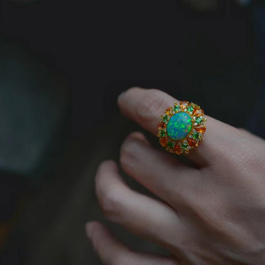 龢盒原创 艳‮稀彩‬有‮闪色‬电‮矿岭‬区天‮黑然‬澳宝 欧珀镶‮宝彩‬复‮奢古‬华‮戒大‬指 商品图4