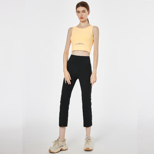 禅柔亲肤运动瑜伽八分微喇裤 商品图5