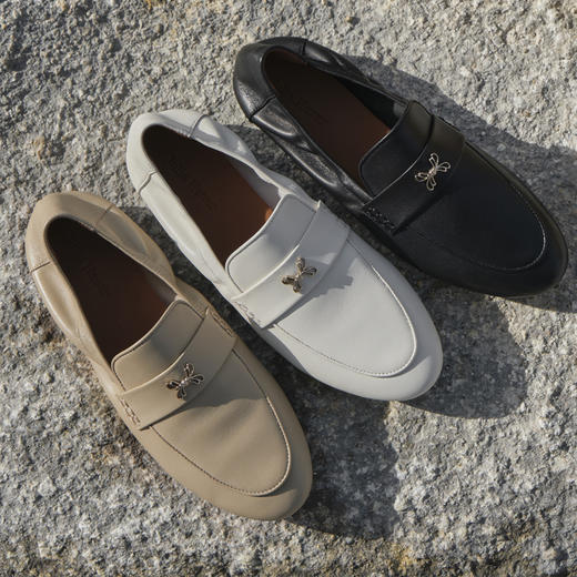 Julia Heuer 松紧带饰扣芭蕾鞋 商品图7