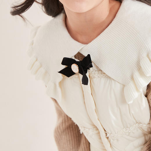 笛莎童装2023秋季新款优雅香风羽绒马甲 商品图3