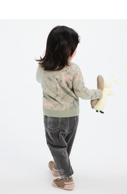 jnby   23年秋款  短款开襟毛衫  YN9311310 商品图6