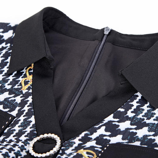 NG817斯尔丽瑟俪2023秋上新千鸟格印花翻领收腰时尚弹力针织连衣裙 商品图4