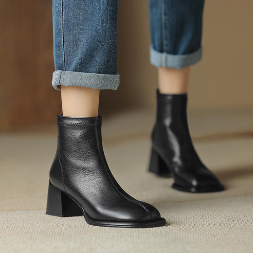 纯色百搭，软肤水晶头层羊皮粗跟后拉链短靴YS-3299 商品图1