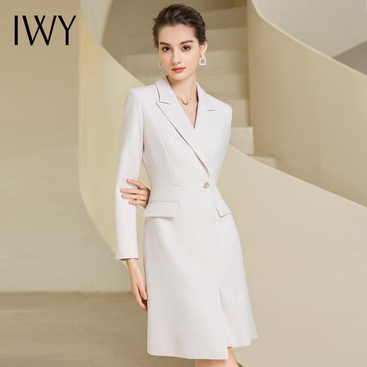 IWY/高端杏色连衣裙女西装裙气质时尚女装主持人礼服通勤装233023Q1 商品图1