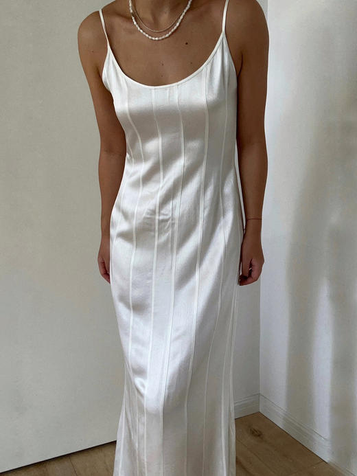 HOSIKARI｜HO23AW17 肌理醋酸拼接吊带连衣裙 [ 黑 / 白 ] 无弹 商品图4