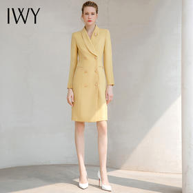 IWY/高端洋气黄色连衣裙长袖主持人职业装女时尚双排扣西装裙233043Q1