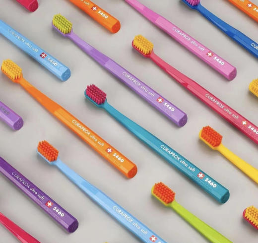 瑞士进口curaprox5460细软毛牙刷 商品图0